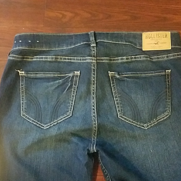 Hollister Jeans - Picture 3 of 7